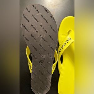 Balenciaga Thong slides